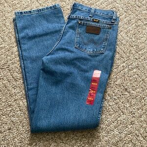 Wrangler cowboy cut slim fit 32x34 jeans NWOT
